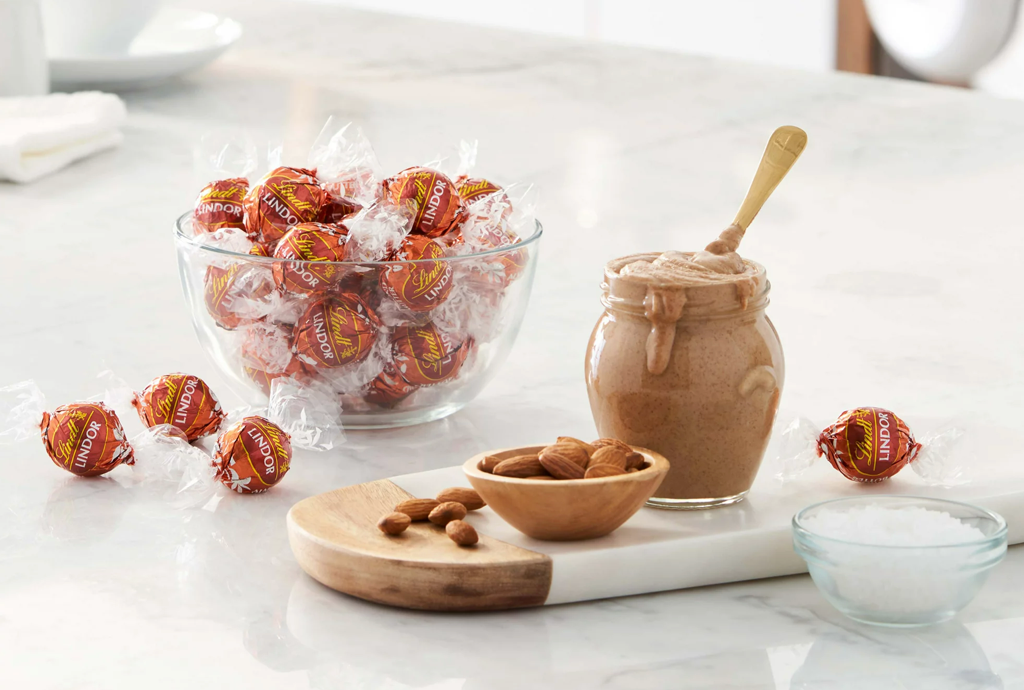 린트 Lindt 린도어 아몬드 버터 밀크초콜렛 240g *신제품*